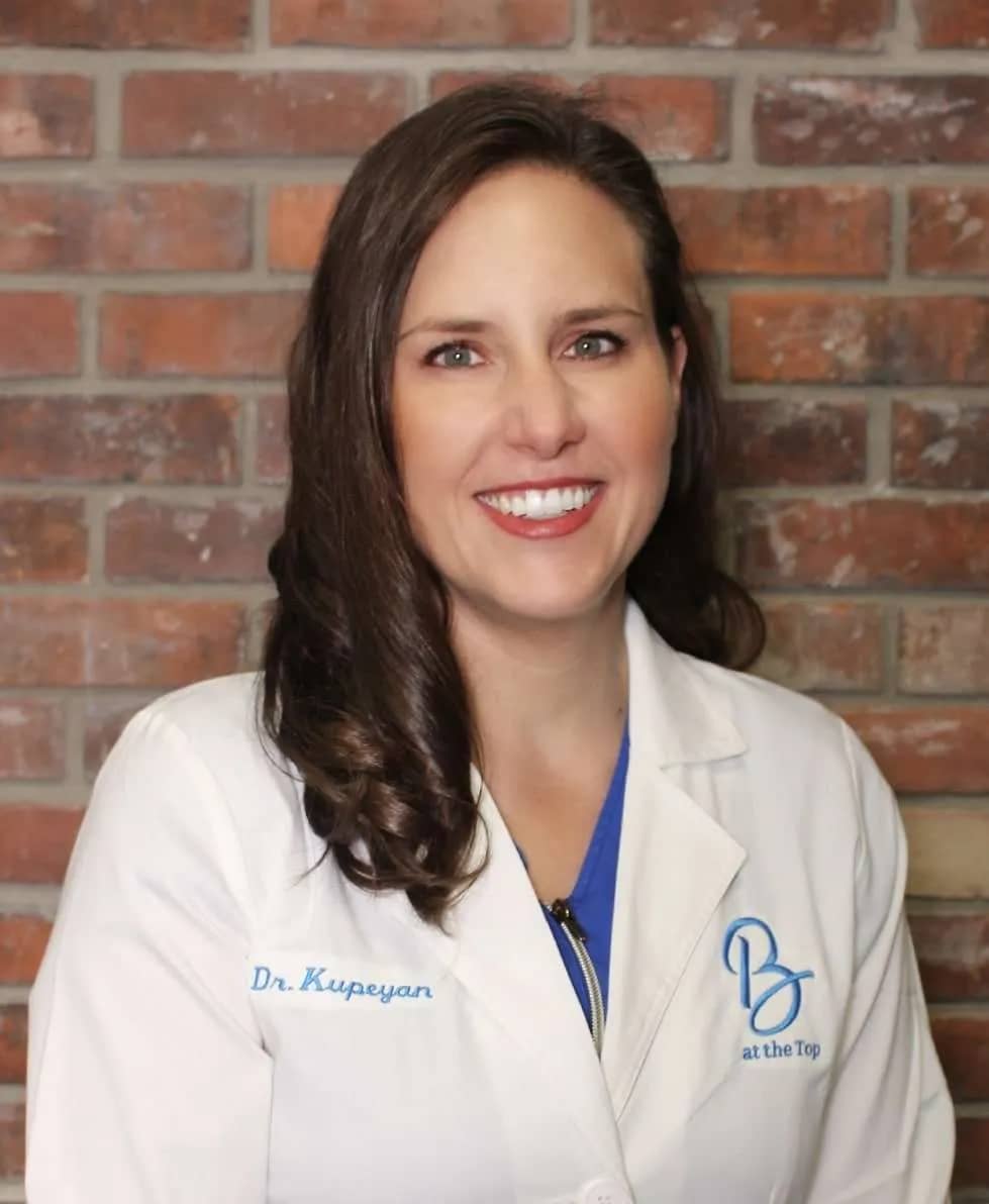 Dr. Kristen Kupeyan Dr. Kristen Kupeyan
