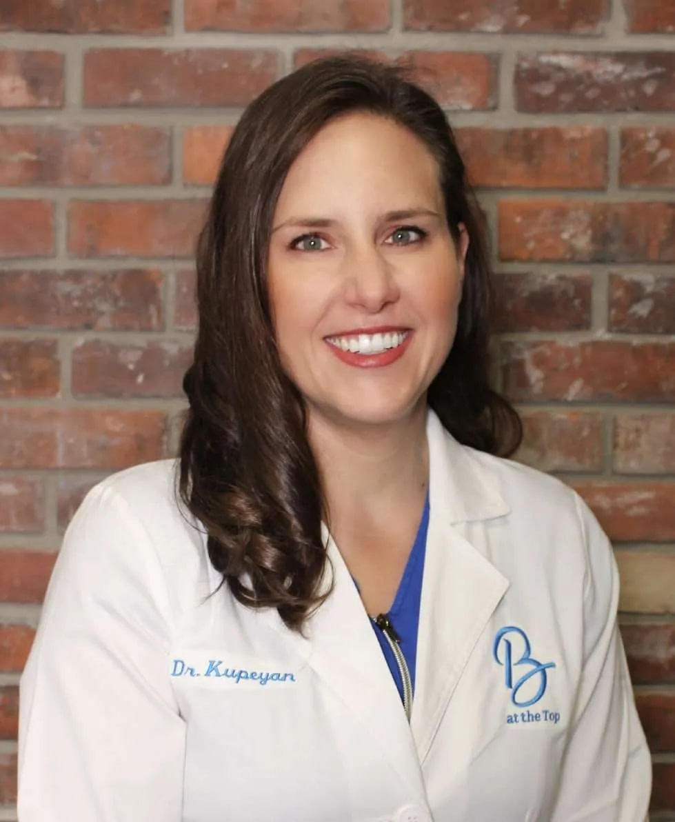 Dr. Kristen Kupeyan Dr. Kristen Kupeyan
